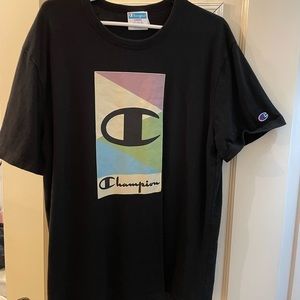 Black champion t shirt